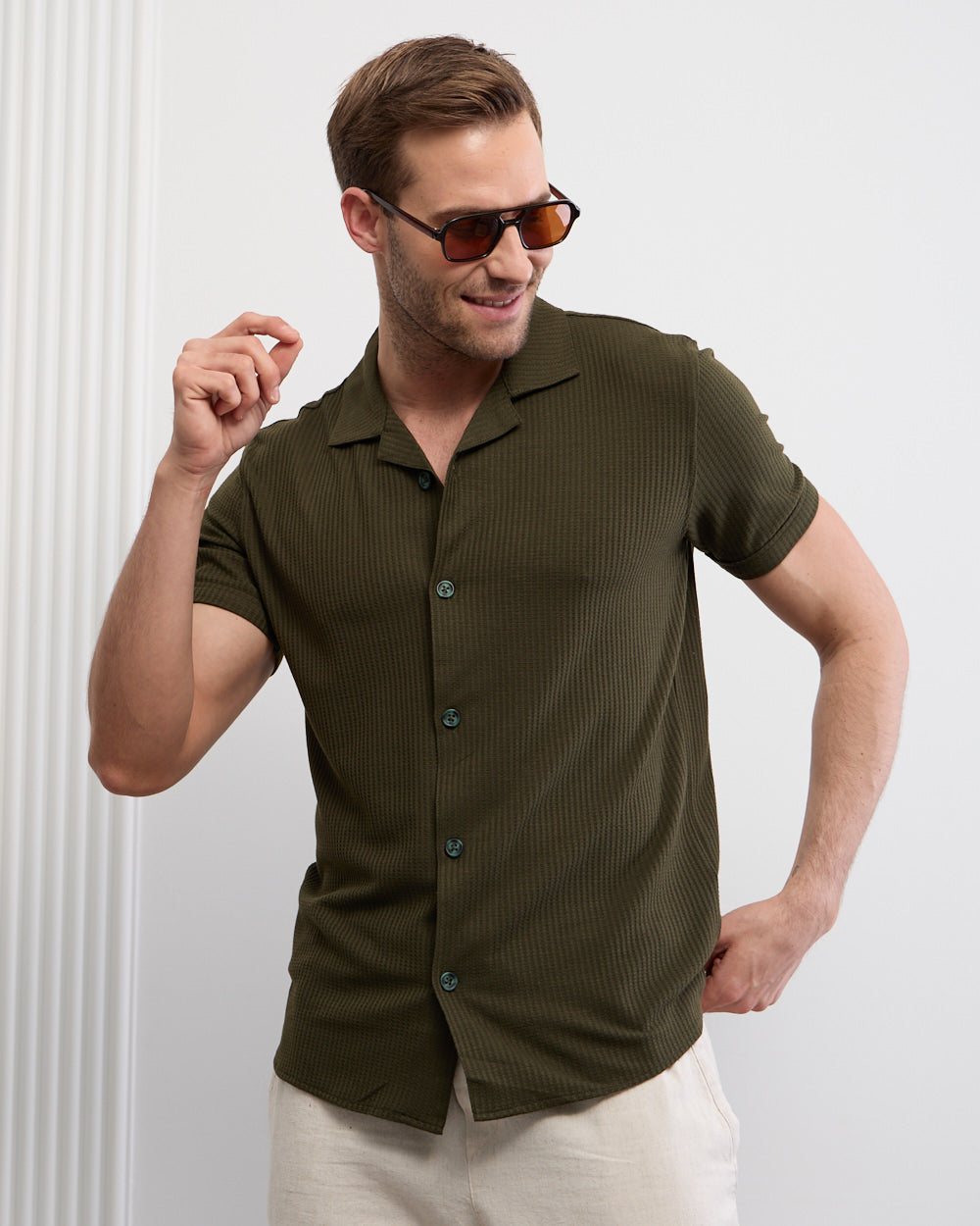 Slim Fit Short Sleeve Knitted Shirt for Men