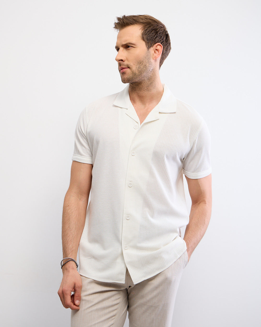 Slim Fit Short Sleeve Knitted Shirt for Men
